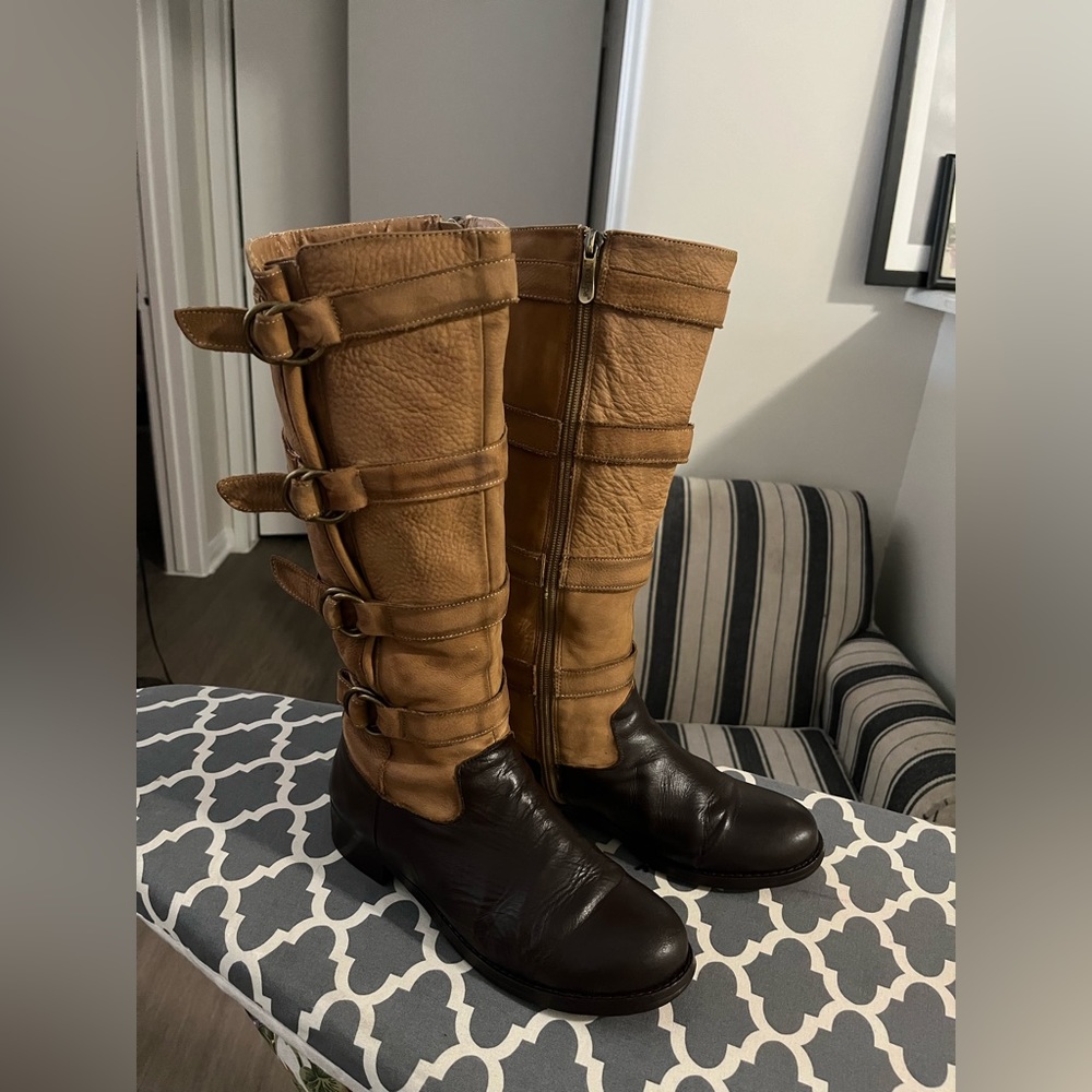 Real Leather! Beige and Brown Vintage Boots With Adjustable Calf.